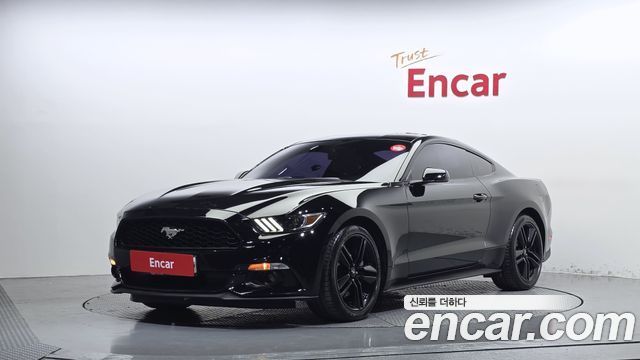 Ford Mustang Coupe