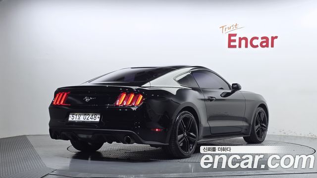 Ford Mustang Coupe 2016 — фото 2