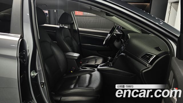 Hyundai Avante (AD) 1.6 GDI Modern 2017 — фото 26