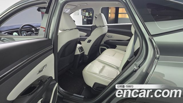 Hyundai Tucson (NX4) Gasoline 1.6 Turbo 2WD Inspiration 2021 — фото 11