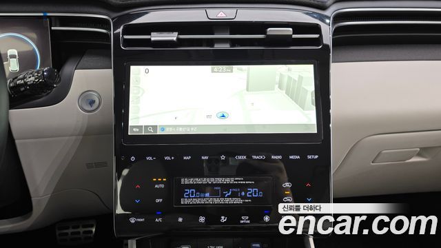 Hyundai Tucson (NX4) Gasoline 1.6 Turbo 2WD Inspiration 2021 — фото 12