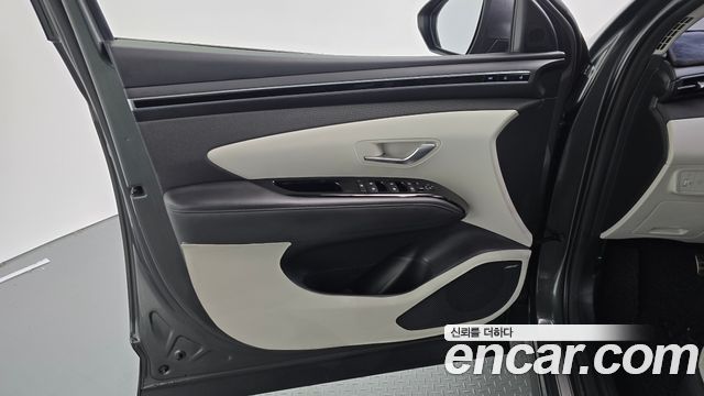 Hyundai Tucson (NX4) Gasoline 1.6 Turbo 2WD Inspiration 2021 — фото 24