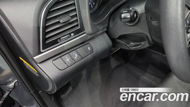 Hyundai Avante (AD) 1.6 GDI Value Plus 2017 — фото 17