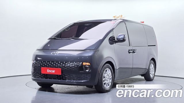 Hyundai Staria 4WD Tourer 9-Seater Modern