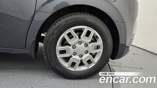 Hyundai Staria 4WD Tourer 9-Seater Modern 2022 — фото 21