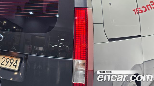 Hyundai Staria 4WD Tourer 9-Seater Modern 2022 — фото 23
