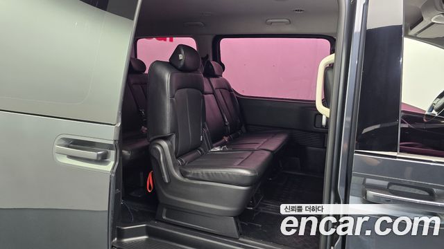 Hyundai Staria 4WD Tourer 9-Seater Modern 2022 — фото 26