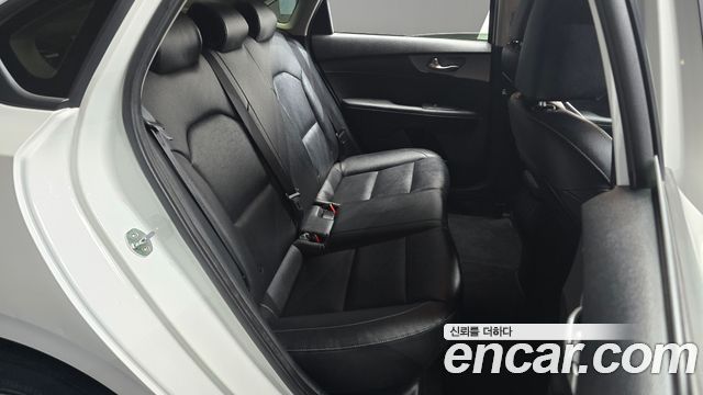Kia K3 Luxury 2020 — фото 12