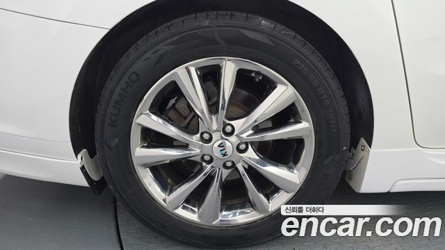 Kia Carnival 9-Seater Hi-Limousine Noblesse Special 2020 — фото 5