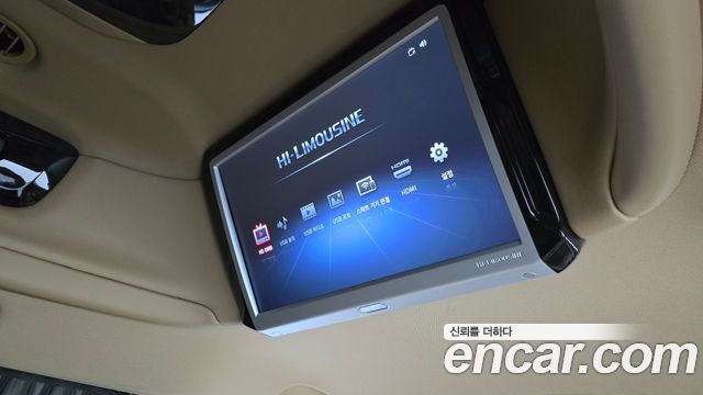 Kia Carnival 9-Seater Hi-Limousine Noblesse Special 2020 — фото 31