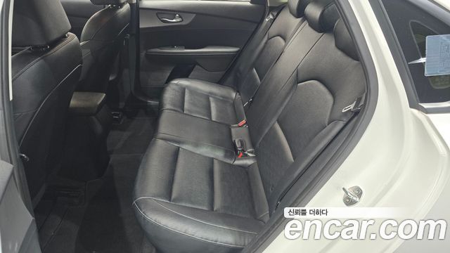 Kia K3 Luxury 2020 — фото 12