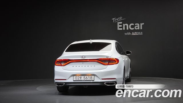 Hyundai Grandeur (IG) 3.0 LPi Dsabled Person Exclusive Special 2018 — фото 4