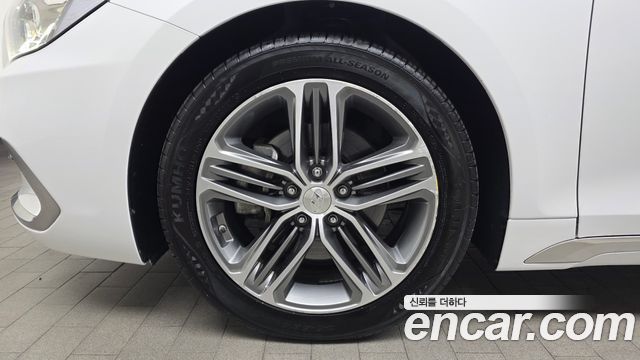 Hyundai Grandeur (IG) 3.0 LPi Dsabled Person Exclusive Special 2018 — фото 5