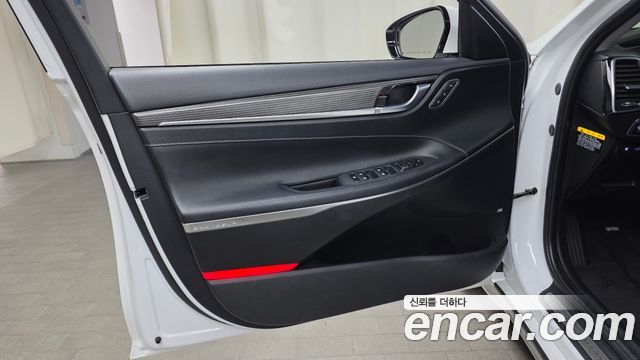 Hyundai Grandeur (IG) 3.0 LPi Dsabled Person Exclusive Special 2018 — фото 24