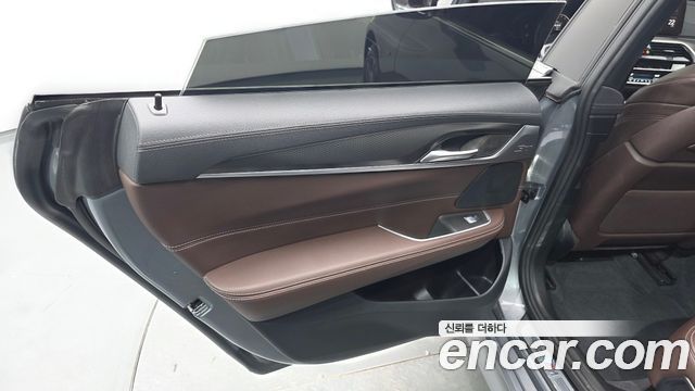 BMW 6 Series GT (G32) 620d xDrive M Sport 2023 — фото 25