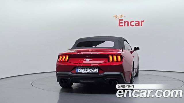 Ford Mustang (VII) 2.3 Ecoboost Premium Convertible 2024 — фото 4