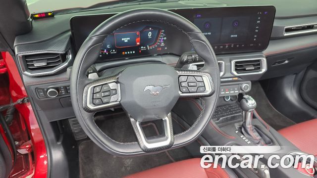 Ford Mustang (VII) 2.3 Ecoboost Premium Convertible 2024 — фото 12