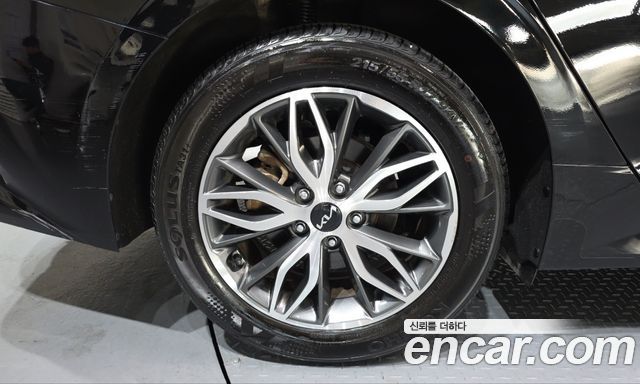 Kia K5 (III) 2.0 Trendy 2023 — фото 5