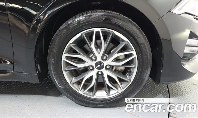 Kia K5 (III) 2.0 Trendy 2023 — фото 21
