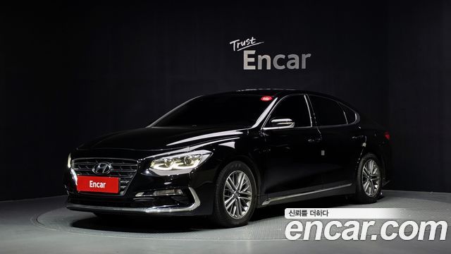 Hyundai Grandeur (IG) 3.0 LPi Modern (Rental Car)