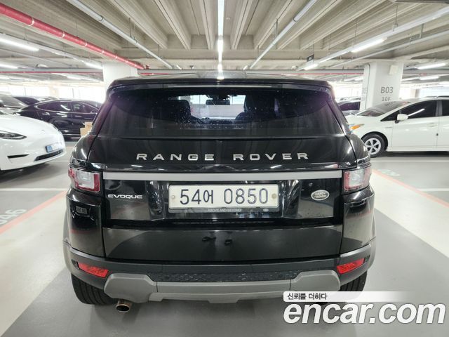 Land Rover Range Rover Evoque 2.0 TD4 SE 2016 — фото 5