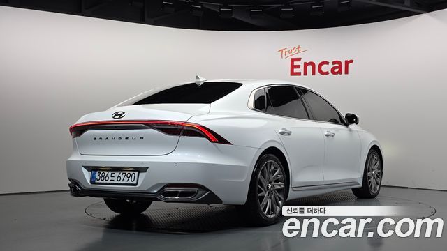 Hyundai Grandeur (IG) 2.5 Calligraphy 2020 — фото 2