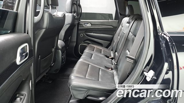 Jeep Grand Cherokee 3.6 Summit WK2 2019 — фото 12