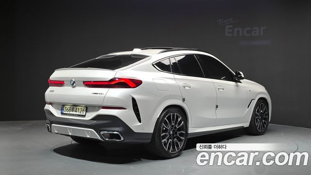 BMW X6 (G06) xDrive40i M Sport 2024 — фото 2