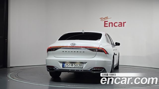 Hyundai Grandeur (IG) 2.5 Premium 2021 — фото 4