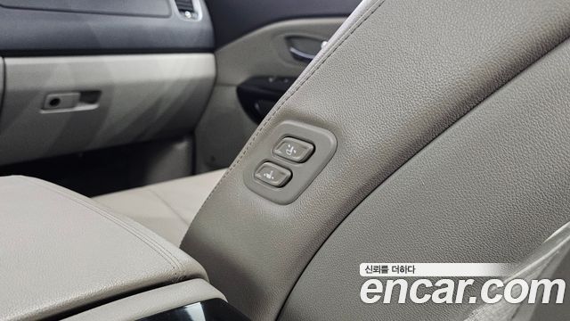 Kia Carnival 9-seater Noblesse 2018 — фото 29
