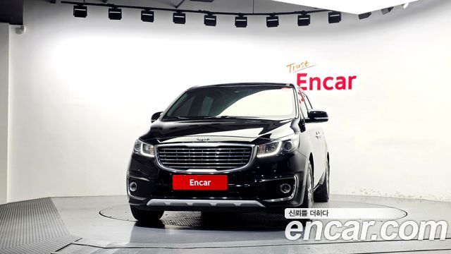 Kia Carnival 9-seater Noblesse 2016 — фото 3