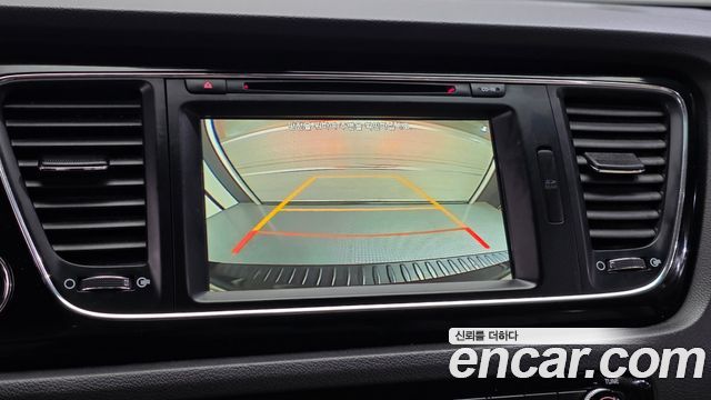 Kia Carnival 9-seater Noblesse 2016 — фото 14