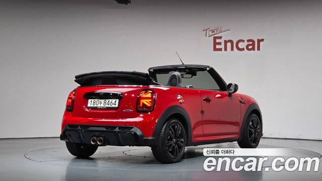 MINI Cooper S Convertible JCW 3rd 2024 — фото 2