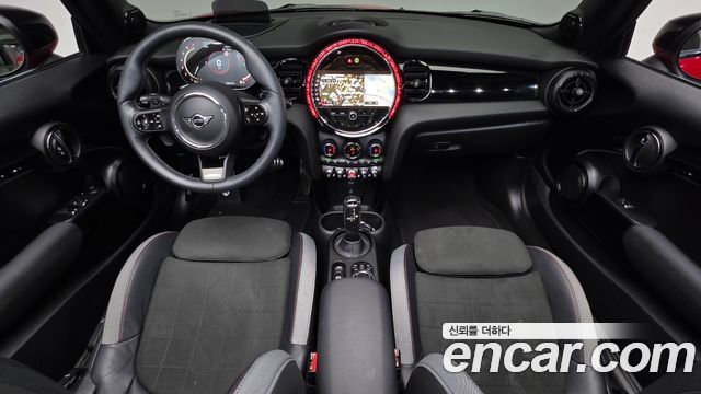 MINI Cooper S Convertible JCW 3rd 2024 — фото 7