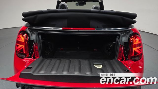 MINI Cooper S Convertible JCW 3rd 2024 — фото 20