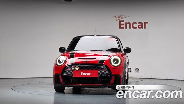 MINI Cooper S Convertible JCW 3rd 2024 — фото 35