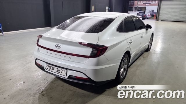 Hyundai Sonata (DN8) 2.0 LPG(rental car) Style 2022 — фото 2