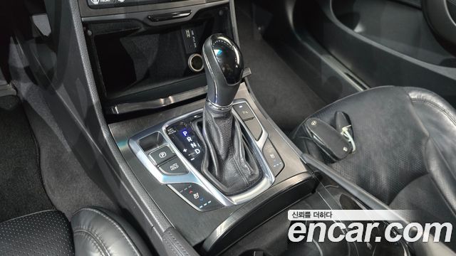 Hyundai Grandeur (HG) HG220 Diesel Premium 2015 — фото 9