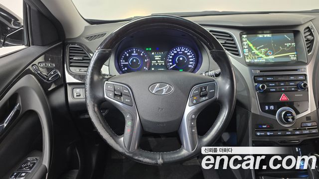 Hyundai Grandeur (HG) HG220 Diesel Premium 2015 — фото 12