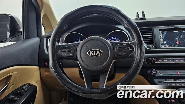Kia Carnival 9-Seater Luxury 2020 — фото 14