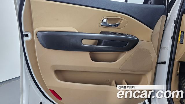 Kia Carnival 9-Seater Luxury 2020 — фото 24