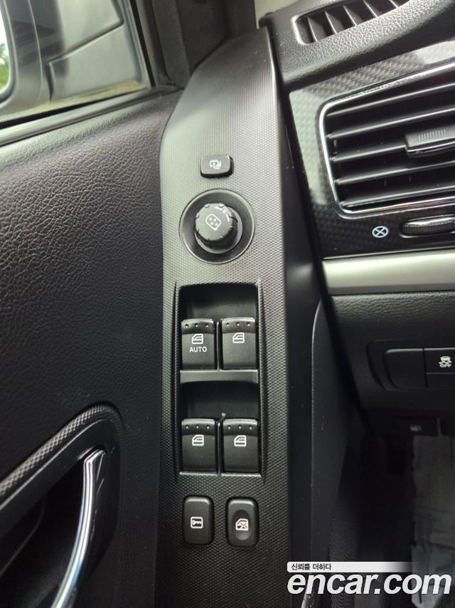 KG Mobility (SsangYong) Korando C Clubby 2WD Limited 2013 — фото 18
