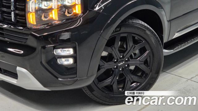 Kia Mohave The Master Diesel 3.0 4WD 5-Seater Masters Gravity 2023 — фото 3