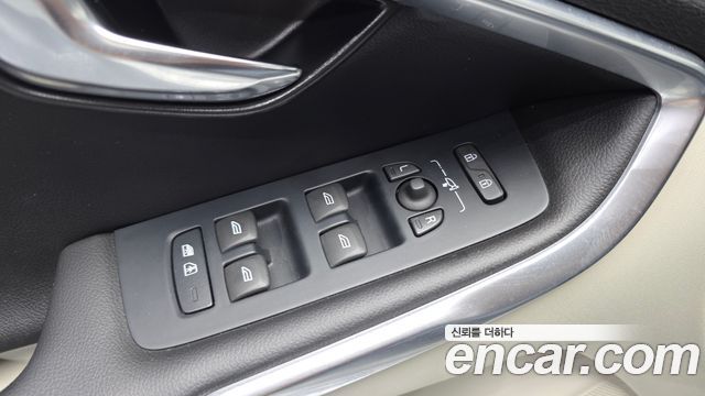 Volvo V40 D3 2nd 2016 — фото 27
