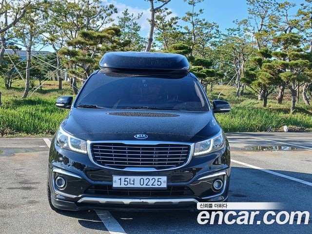 Kia Carnival 9-seater Hi-Limousine Prestige 2017 — фото 2
