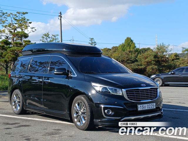 Kia Carnival 9-seater Hi-Limousine Prestige 2017 — фото 3