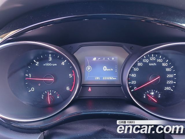Kia Carnival 9-seater Hi-Limousine Prestige 2017 — фото 5