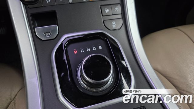 Land Rover Range Rover Evoque 2.0 TD4 SE 2017 — фото 9