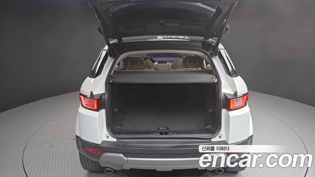 Land Rover Range Rover Evoque 2.0 TD4 SE 2017 — фото 20