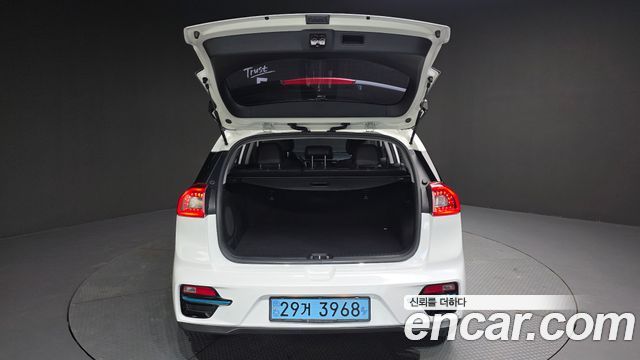 Kia Niro EV Noblesse 2019 — фото 19